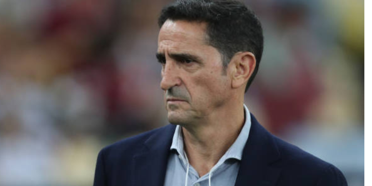 Manolo Jiménez en el banquillo