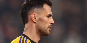 Dos fichajes que podrían caerse: Marius Marin y Juan Iglesias peligran