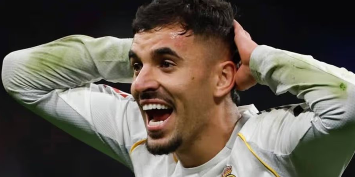Dani Ceballos con las manos de la cabeza