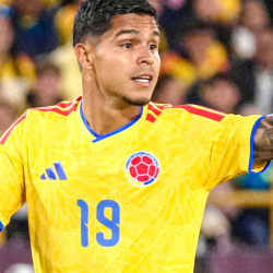 Cucho Hernández con Colombia
